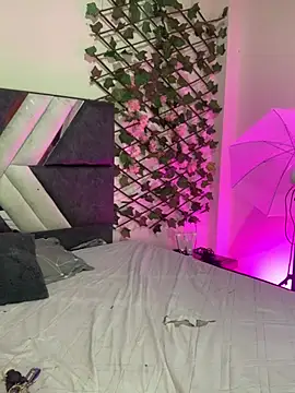 Dirty isabella18 online show from 02-02-26, 05:00