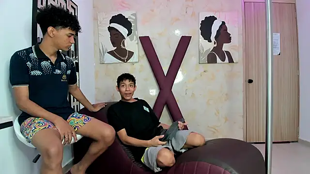 BEAUTY BOYS1 online show from 03-16-26, 01:37