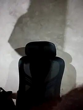 milo123-xx online show from 04-12-26, 12:21