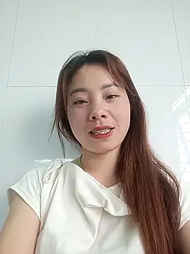 Snapshot of milo123-xx chatting on 04-18-26, 02:15 milo123-xx online show from 04-18-26, 02:15