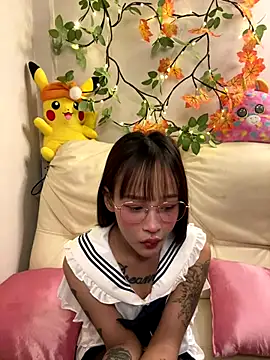 Snapshot of zghn8 chatting on 09-22-25, 11:01 zghn8 online show from 09-22-25, 11:01