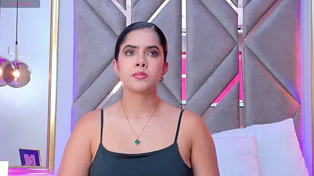 Martina-Roberts- online show from 04-29-26, 04:49