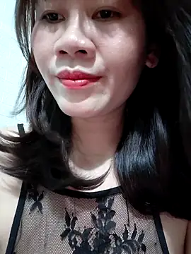 Snapshot of Singlemom69x chatting on 06-21-26, 12:02 Singlemom69x online show from 06-21-26, 12:02