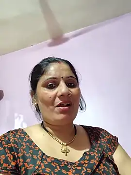 Snapshot of Rakhi99x chatting on 05-23-26, 07:07 Rakhi99x online show from 05-23-26, 07:07