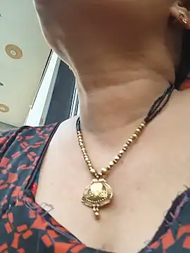 Snapshot of Rakhi99x chatting on 06-11-26, 12:36 Rakhi99x online show from 06-11-26, 12:36