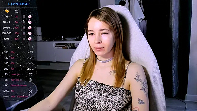 ZoyaMill online show from 02-26-26, 06:56