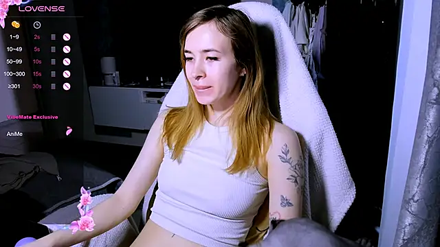 ZoyaMill online show from 04-10-26, 07:24