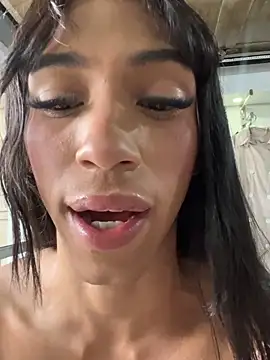 REINA ADAHARA online show from 04-18-26, 09:48