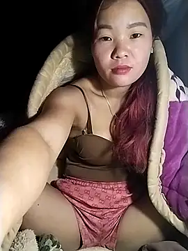 lylylove online show from 12-17-25, 08:48