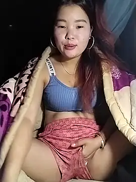 lylylove online show from 02-04-26, 12:38