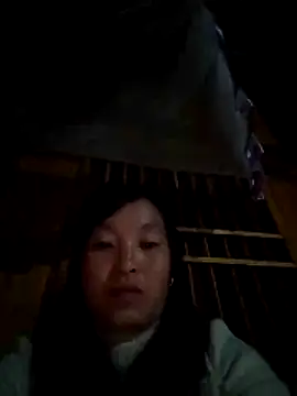 Snapshot of miss-su chatting on 12-20-25, 10:33 miss-su online show from 12-20-25, 10:33