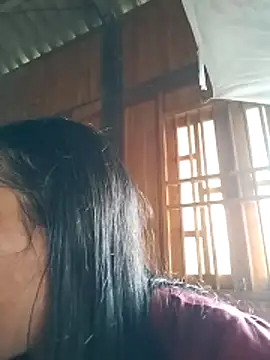 Snapshot of miss-su chatting on 04-04-26, 09:07 miss-su online show from 04-04-26, 09:07