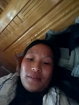 Snapshot of miss-su chatting on 04-06-26, 05:19 miss-su online show from 04-06-26, 05:19