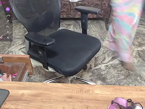  LoveBirds online show from 04-02-26, 07:00