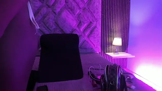 Stefannyevans  online show from 05-19-26, 12:55