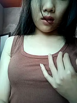 Ananine online show from 04-06-26, 12:08