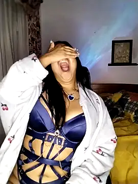 Tigresa23 online show from 11-11-25, 04:12