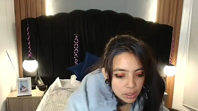 Snapshot of LiaMonroee_ chatting on 04-07-26, 11:54 LiaMonroee online show from 04-07-26, 11:54