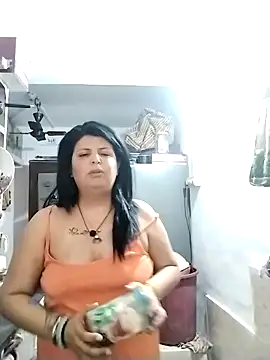 Snapshot of Jann_Riya333 chatting on 03-10-26, 04:17 Jann Riya333 online show from 03-10-26, 04:17