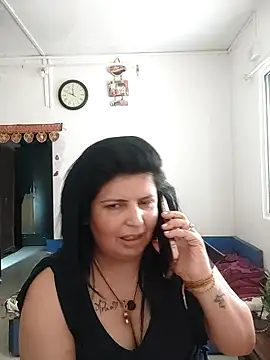 Snapshot of Jann_Riya333 chatting on 03-30-26, 06:14 Jann Riya333 online show from 03-30-26, 06:14