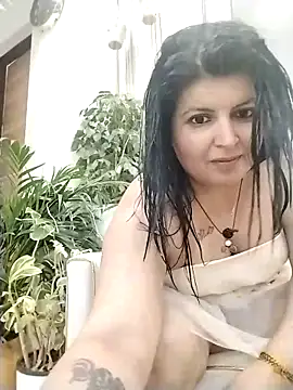 Snapshot of Jann_Riya333 chatting on 04-08-26, 03:34 Jann Riya333 online show from 04-08-26, 03:34
