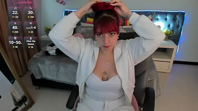 Blair red  online show from 06-29-26, 11:43