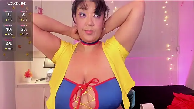 VickyRuiz  online show from 06-17-26, 08:10