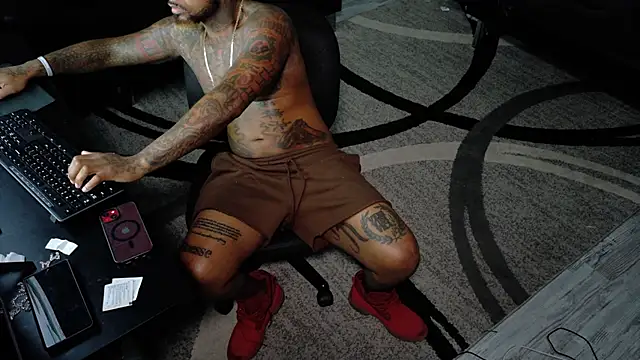 SLANGONDEMHOES online show from 09-24-25, 11:46