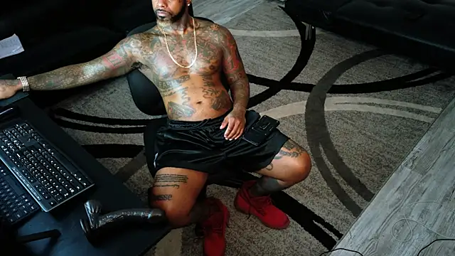 SLANGONDEMHOES online show from 10-05-25, 06:50