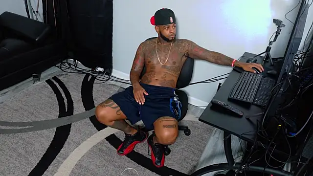 SLANGONDEMHOES online show from 11-15-25, 09:21