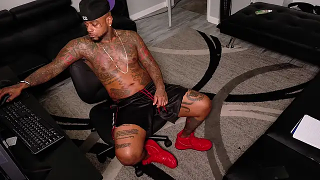 SLANGONDEMHOES online show from 03-20-26, 04:01