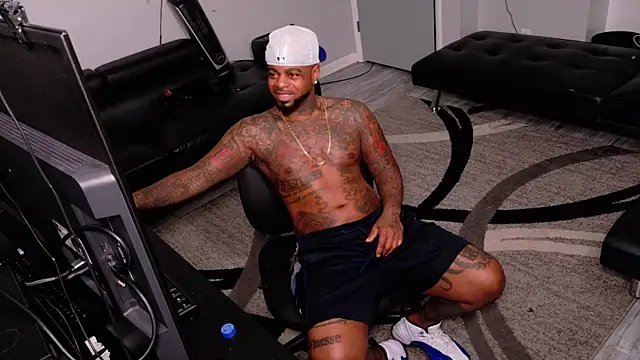 SLANGONDEMHOES online show from 03-28-26, 05:07