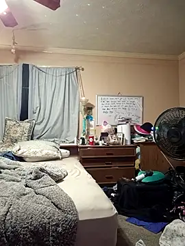 mresquared online show from 03-11-26, 04:57