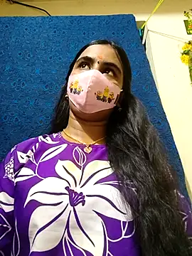 mini-queen online show from 03-12-26, 06:03