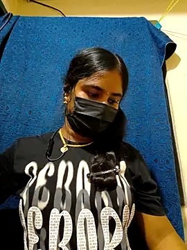 mini-queen online show from 04-02-26, 03:53