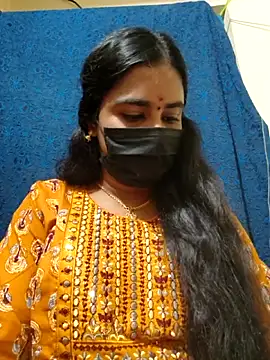 mini-queen online show from 04-14-26, 01:06