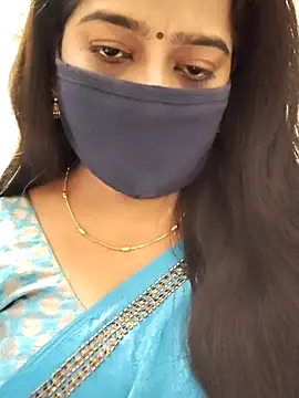 Snapshot of saritha29 chatting on 06-26-26, 04:55 saritha29 online show from 06-26-26, 04:55