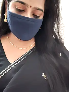 Snapshot of saritha29 chatting on 06-27-26, 04:45 saritha29 online show from 06-27-26, 04:45