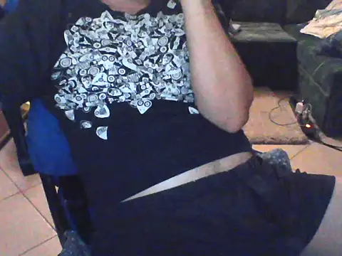 Snapshot of LiveYourDreams chatting on 07-19-26, 08:23 LiveYourDreams online show from 07-19-26, 08:23