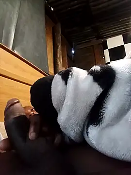 phumlanisanka online show from 04-27-26, 03:43