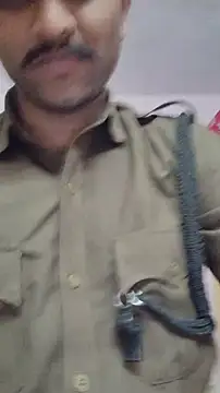 Snapshot of Frvgggghh chatting on 01-17-26, 09:03 Frvgggghh online show from 01-17-26, 09:03