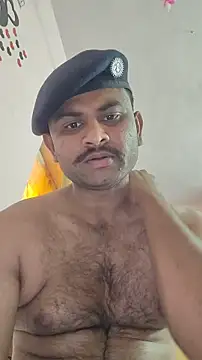 Snapshot of Frvgggghh chatting on 02-14-26, 08:44 Frvgggghh online show from 02-14-26, 08:44