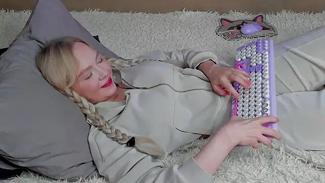 Snapshot of AlishaSe7enthAngel chatting on 02-07-26, 05:00 AlishaSe7enthAngel online show from 02-07-26, 05:00