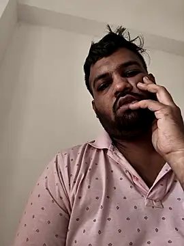 Snapshot of vinay_smalldick chatting on 05-15-26, 11:01 vinay smalldick online show from 05-15-26, 11:01
