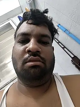 Snapshot of vinay_smalldick chatting on 07-15-26, 01:44 vinay smalldick online show from 07-15-26, 01:44