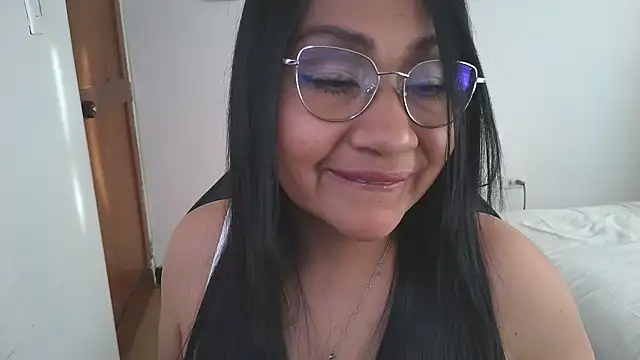 Snapshot of LissafeetHott chatting on 10-29-25, 09:49 LissafeetHott online show from 10-29-25, 09:49