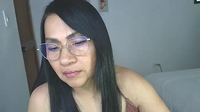 Snapshot of LissafeetHott chatting on 11-08-25, 10:19 LissafeetHott online show from 11-08-25, 10:19