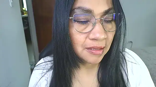 Snapshot of LissafeetHott chatting on 12-05-25, 09:00 LissafeetHott online show from 12-05-25, 09:00