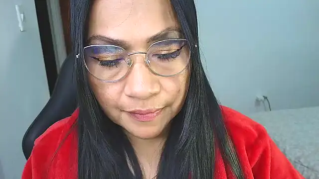 Snapshot of LissafeetHott chatting on 01-17-26, 12:48 LissafeetHott online show from 01-17-26, 12:48