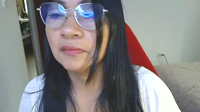 Snapshot of LissafeetHott chatting on 02-07-26, 08:23 LissafeetHott online show from 02-07-26, 08:23